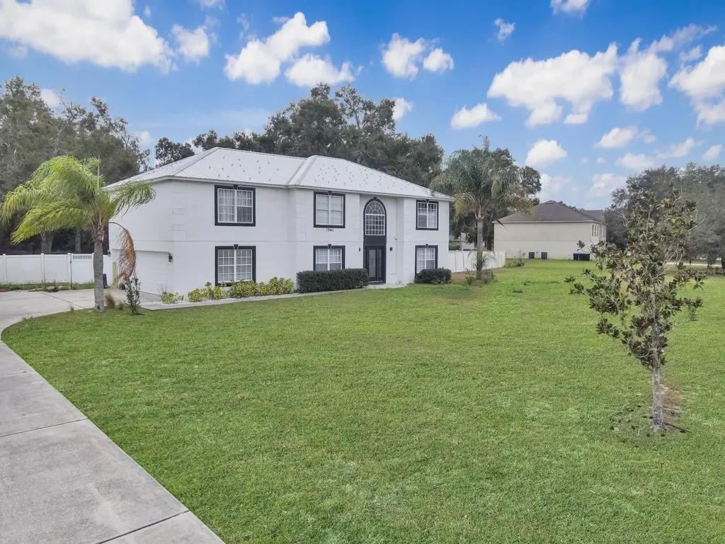 7561 Lake Andrea Circle Mount Dora FL 32757