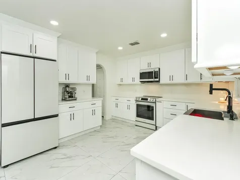7561 Lake Andrea Circle Mount Dora FL 32757