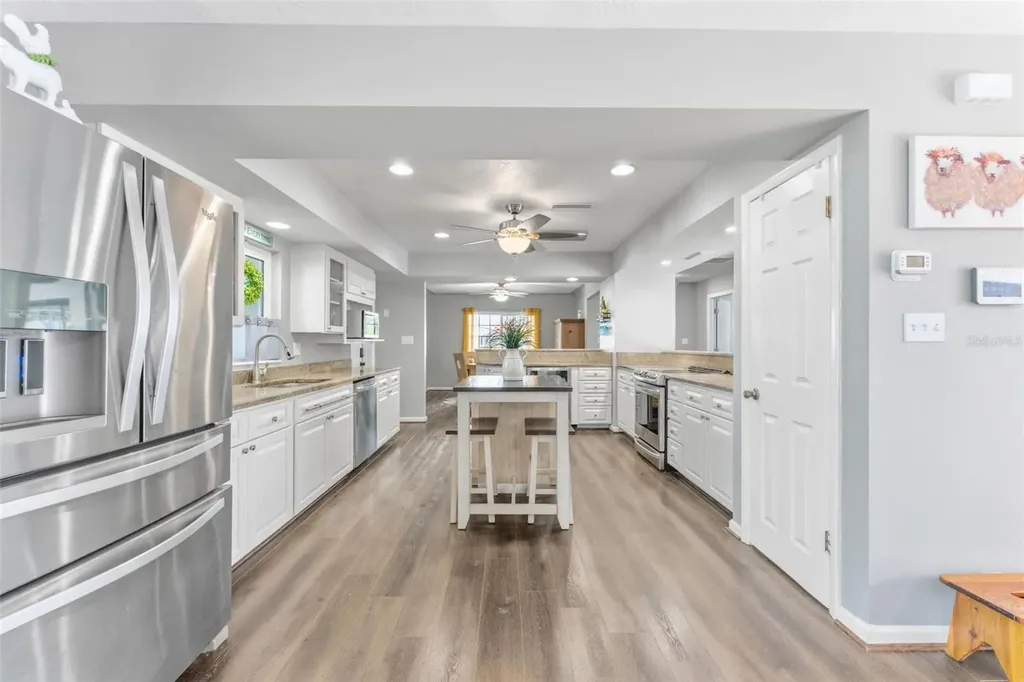 5105 7th Avenue Drive W Bradenton FL 34209