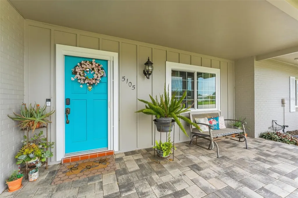 5105 7th Avenue Drive W Bradenton FL 34209