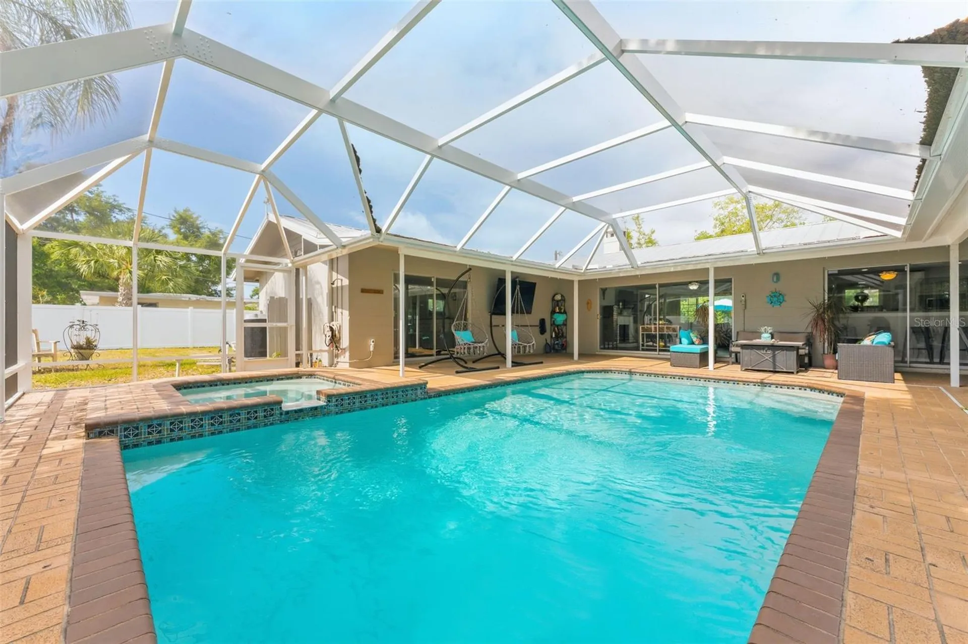 5105 7th Avenue Drive W Bradenton FL 34209