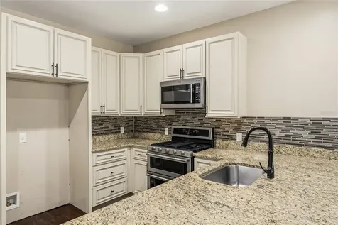 276 W Bay Avenue Longwood FL 32750