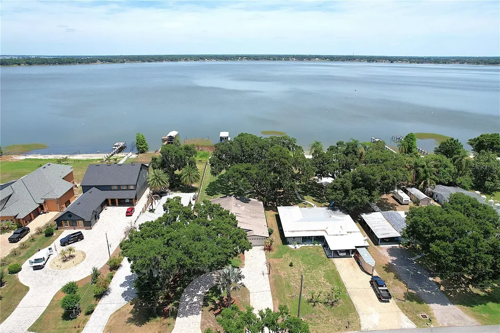 2240 Lake Ariana Boulevard Auburndale FL 33823