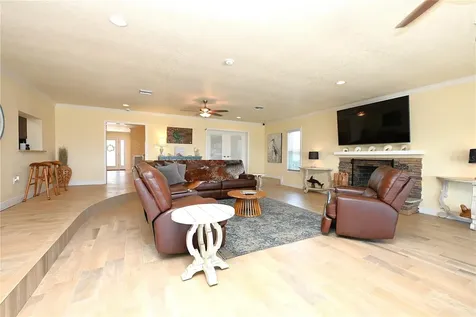 2240 Lake Ariana Boulevard Auburndale FL 33823