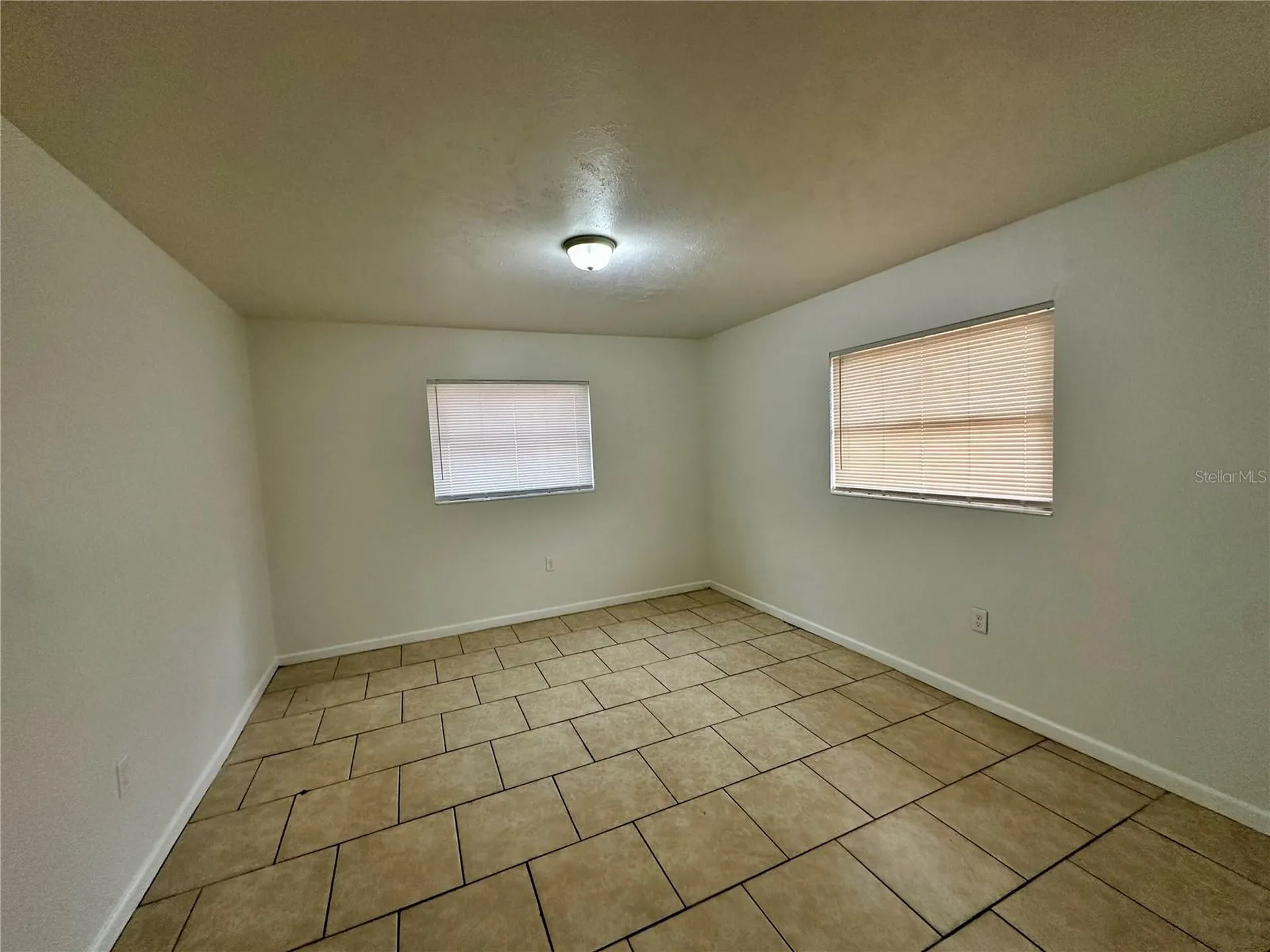 1317 Cambridge Drive Leesburg FL 34748