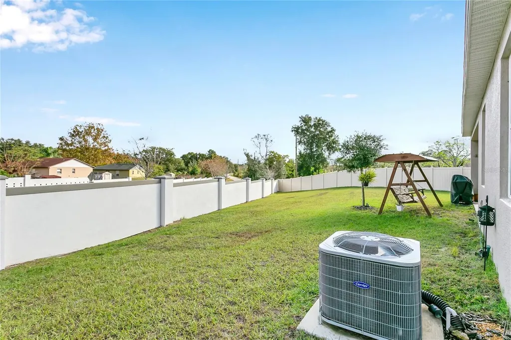 1580 Blue Lagoon Circle Mascotte FL 34753