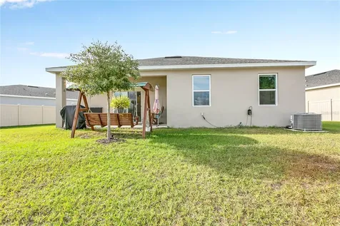 1580 Blue Lagoon Circle Mascotte FL 34753