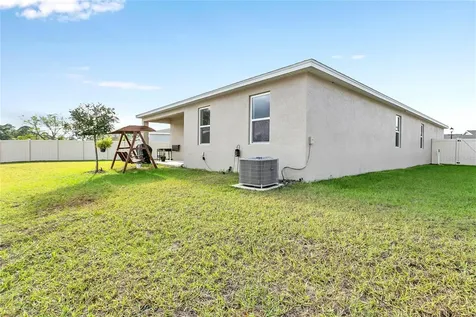 1580 Blue Lagoon Circle Mascotte FL 34753