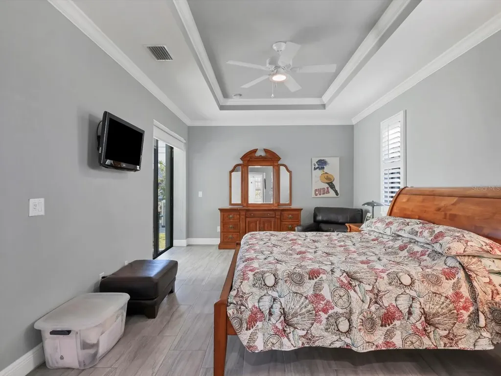 10461 Euston Avenue Englewood FL 34224