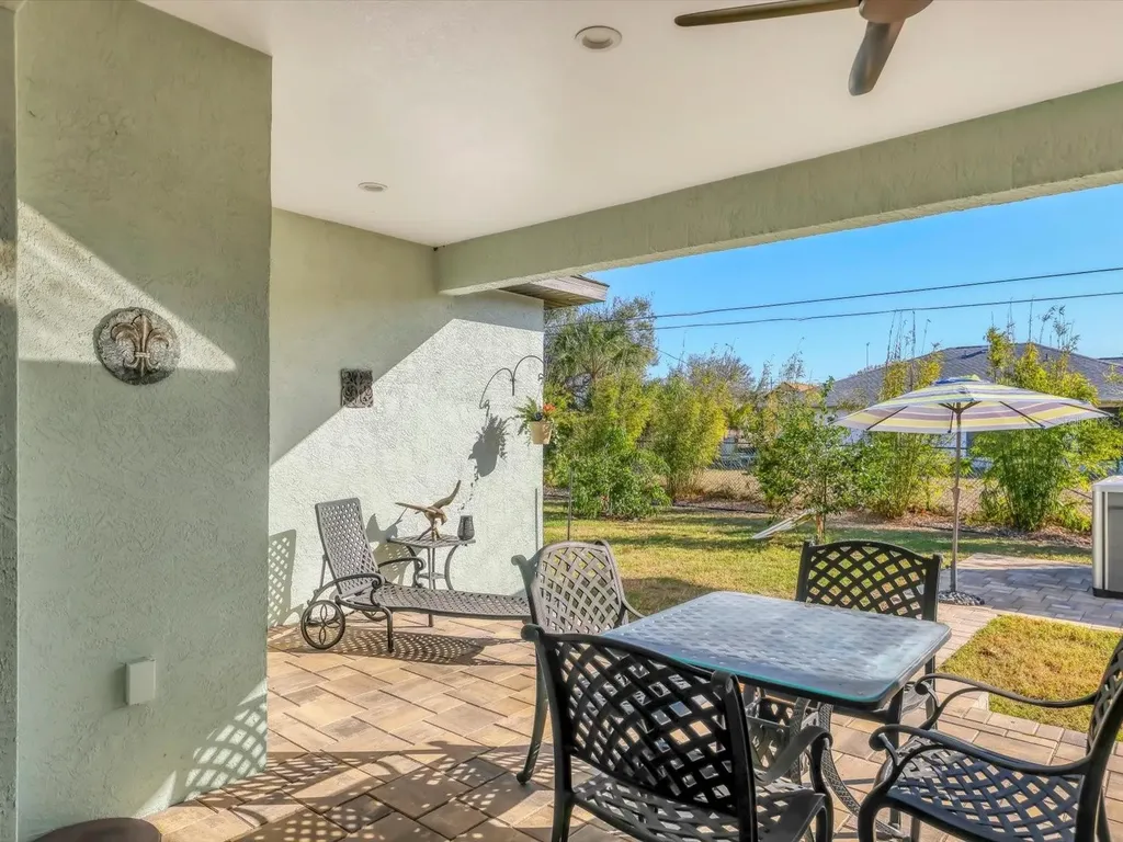 10461 Euston Avenue Englewood FL 34224