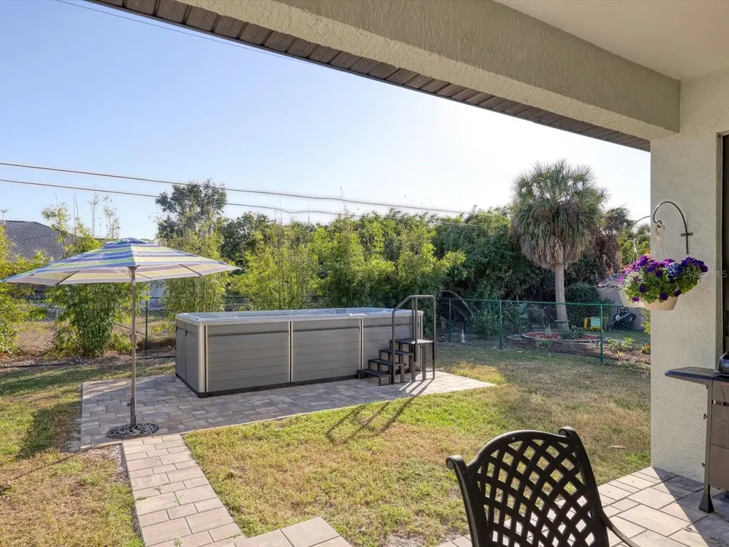 10461 Euston Avenue Englewood FL 34224