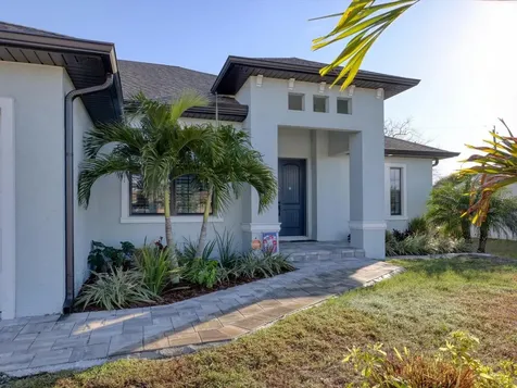10461 Euston Avenue Englewood FL 34224