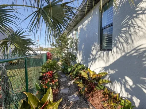 10461 Euston Avenue Englewood FL 34224