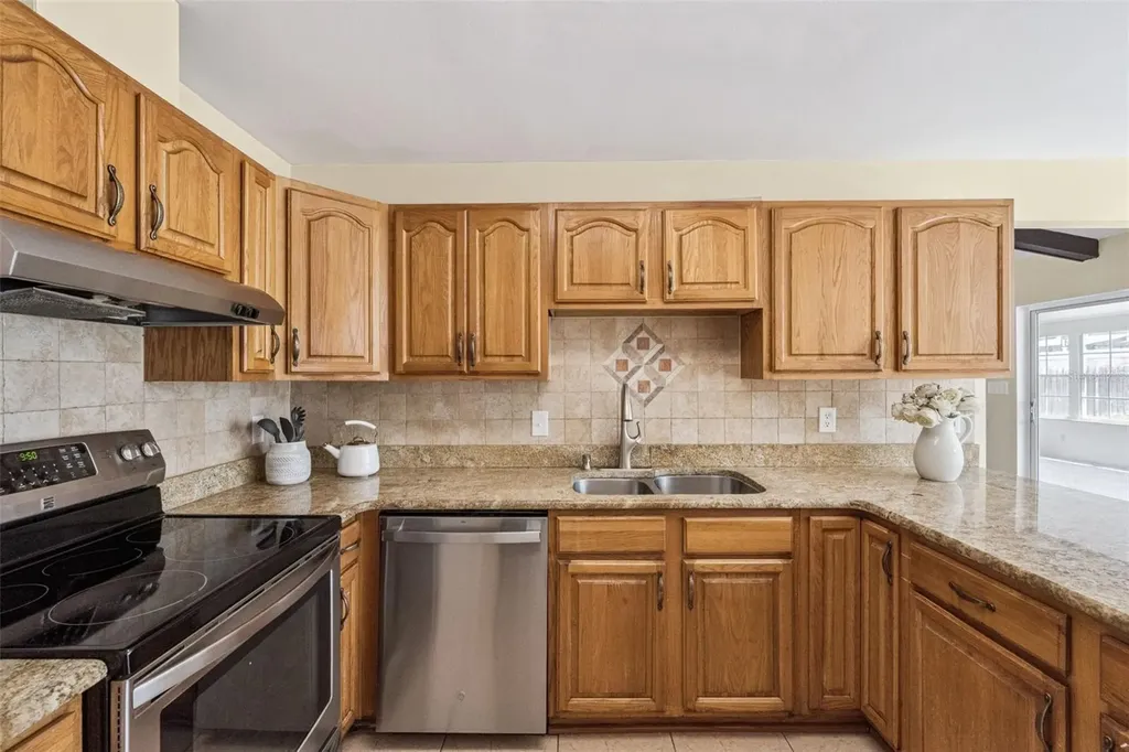 4136 Tall Tree Drive Orlando FL 32810