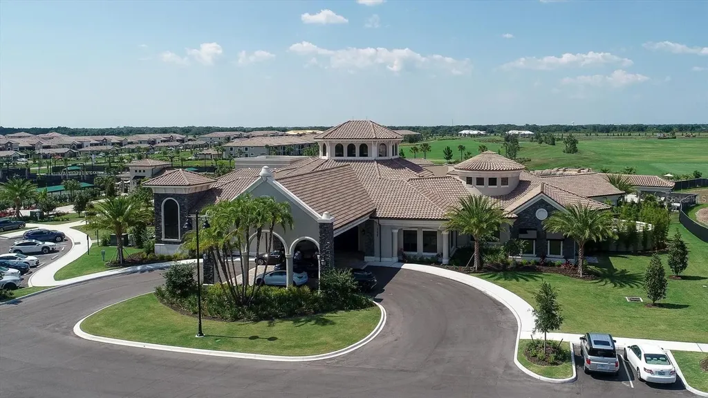 17521 Hickok Belt Loop Bradenton FL 34211