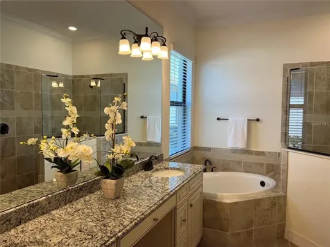 17521 Hickok Belt Loop Bradenton FL 34211