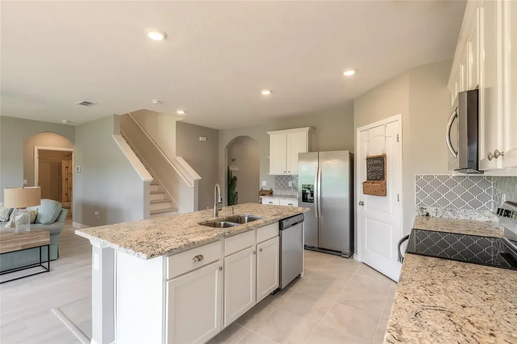 319 Sunset View Drive Edgewater FL 32141