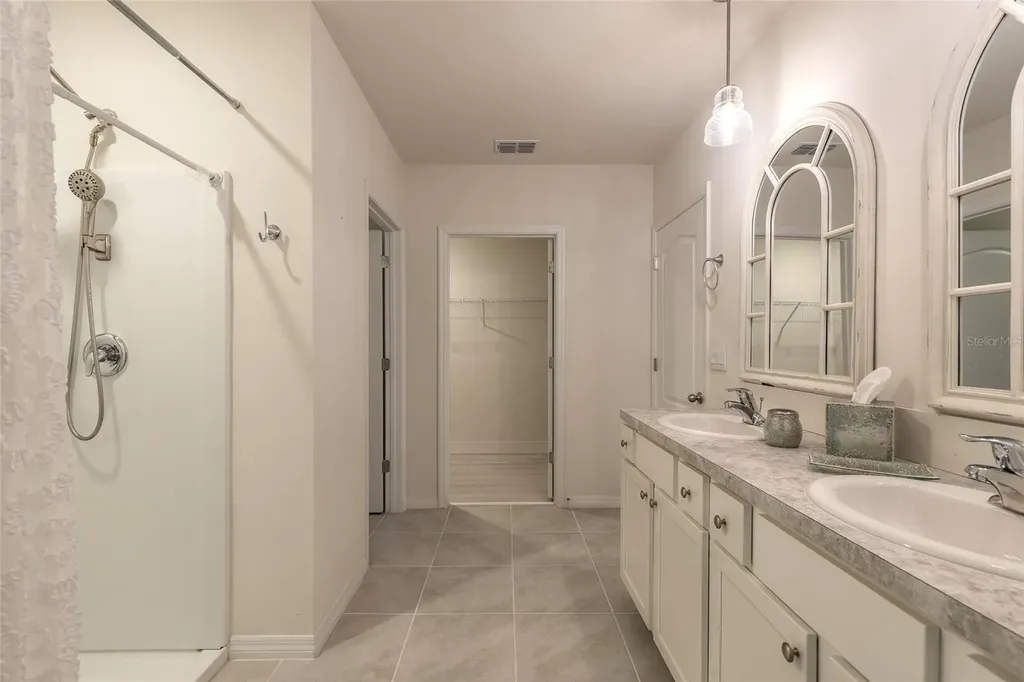 319 Sunset View Drive Edgewater FL 32141