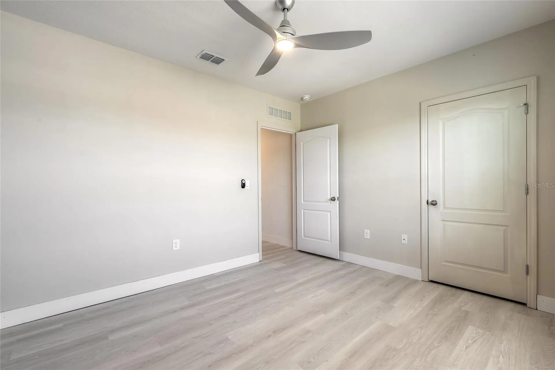 319 Sunset View Drive Edgewater FL 32141