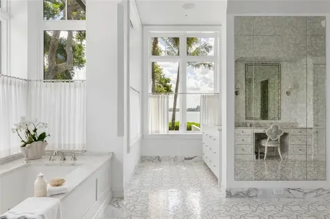 8501 Midnight Pass Road Sarasota FL 34242