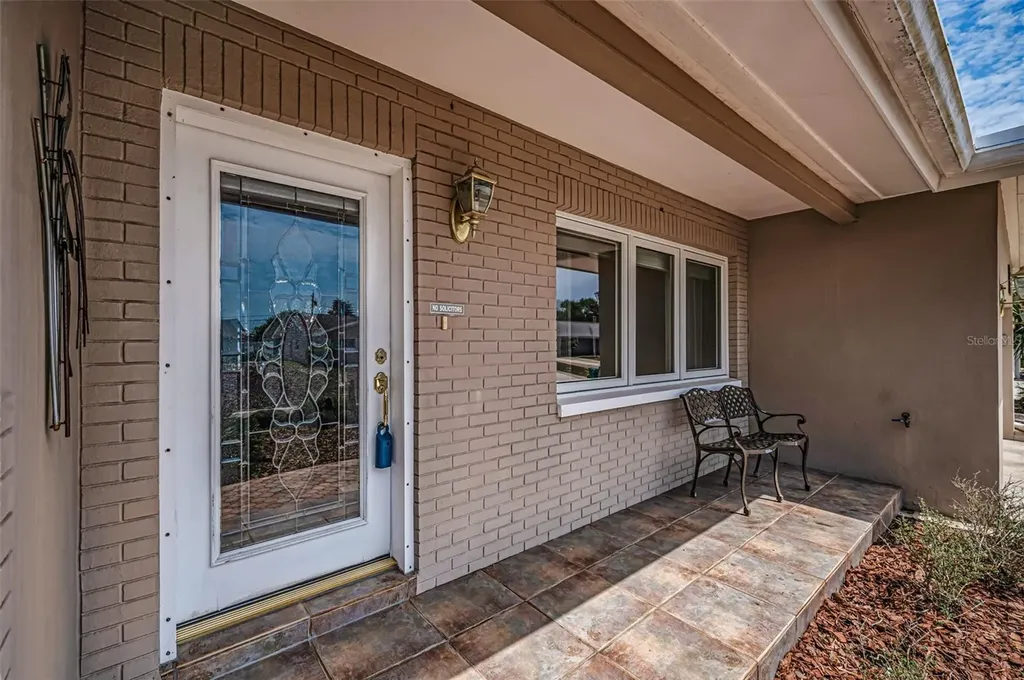 1387 Hill Drive Largo FL 33770