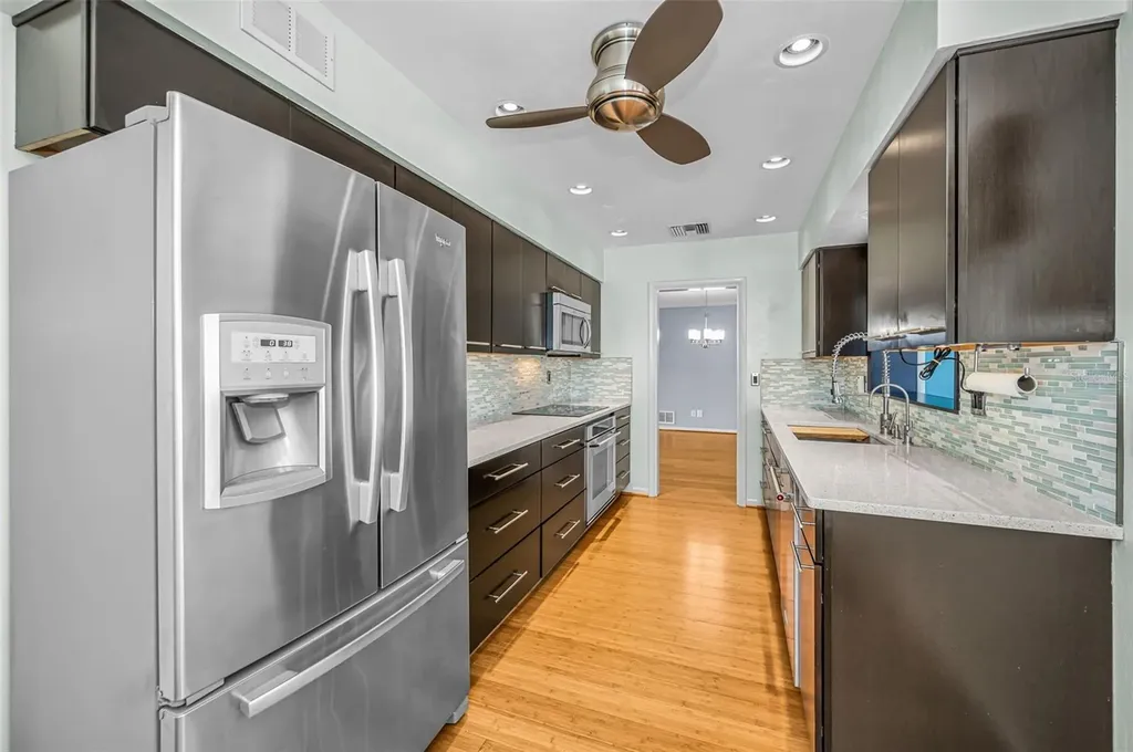 1387 Hill Drive Largo FL 33770