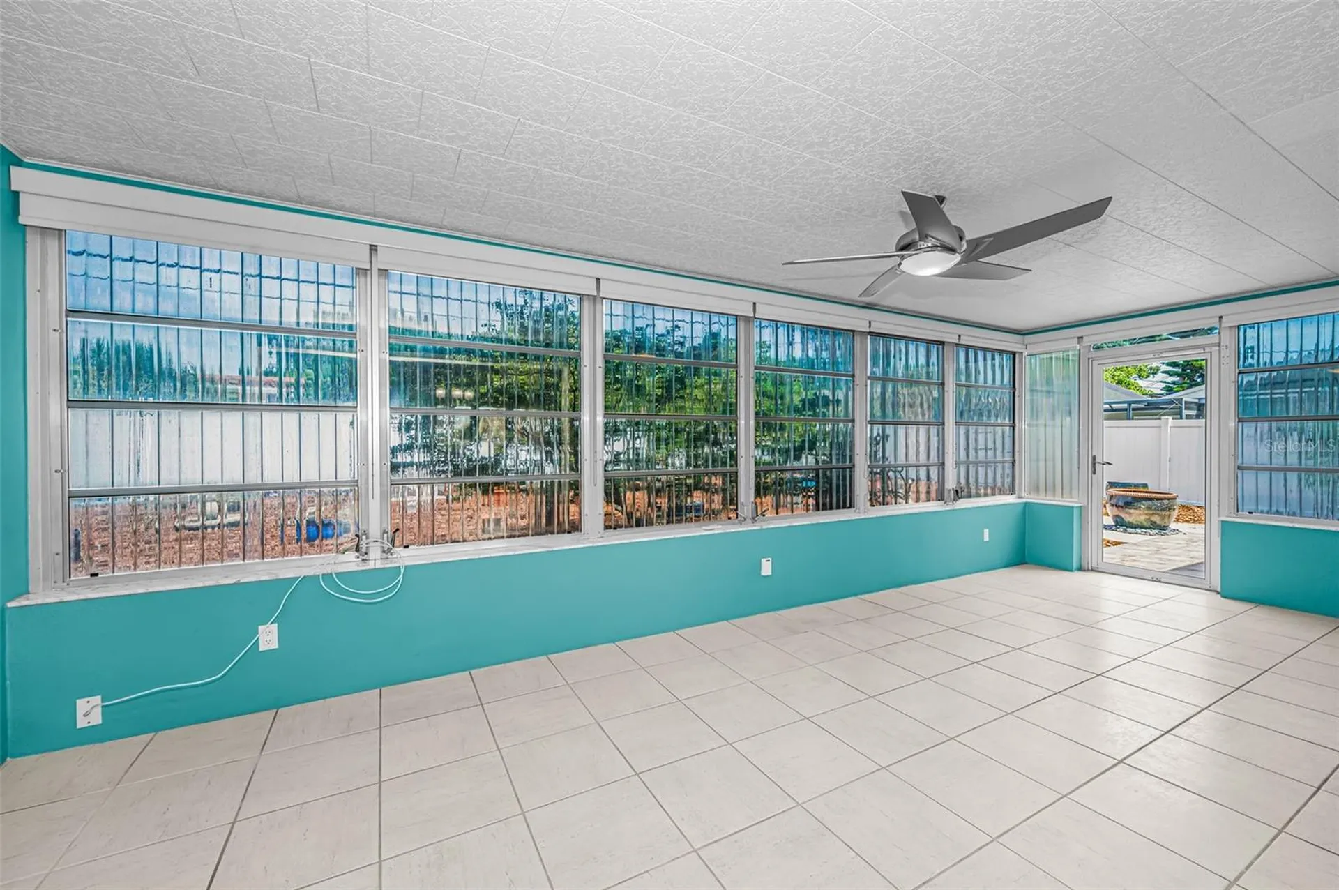 1387 Hill Drive Largo FL 33770