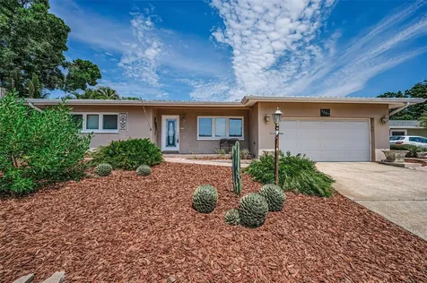 1387 Hill Drive Largo FL 33770