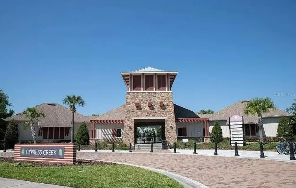 15503 Prestwick Rose Place Sun City Center FL 33573