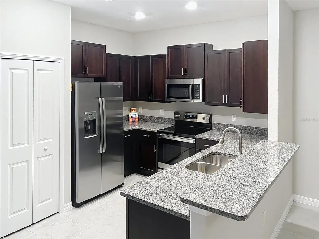 15503 Prestwick Rose Place Sun City Center FL 33573