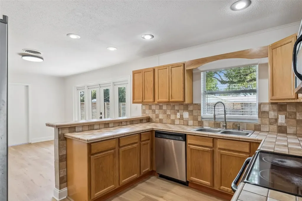 819 Densmore Drive Winter Park FL 32792