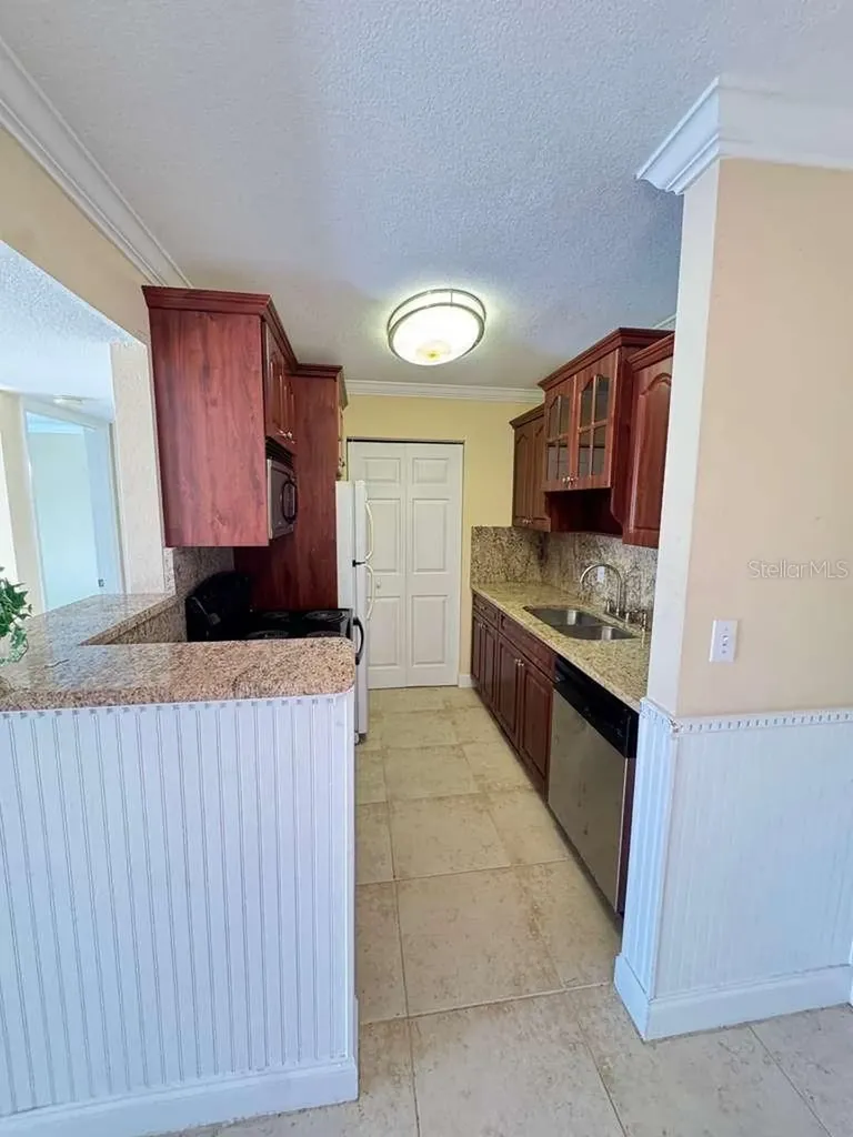 455 Alt 19 S Palm Harbor FL 34683