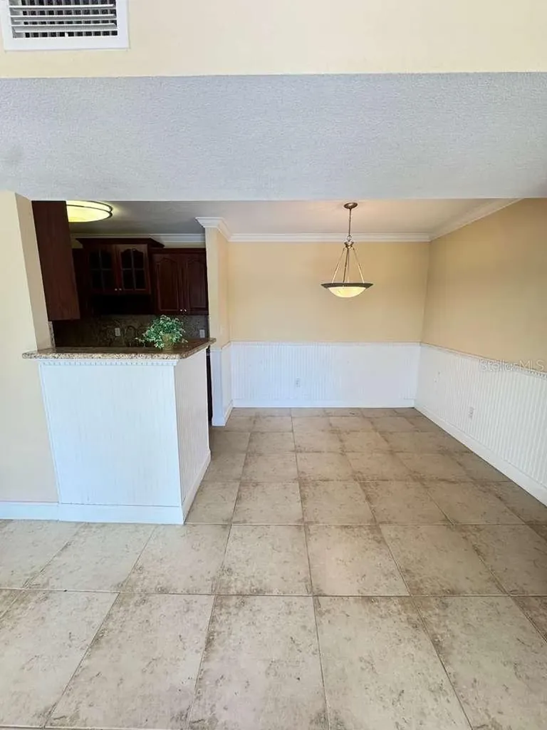 455 Alt 19 S Palm Harbor FL 34683