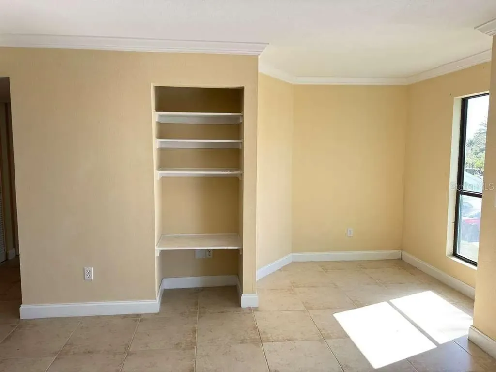 455 Alt 19 S Palm Harbor FL 34683