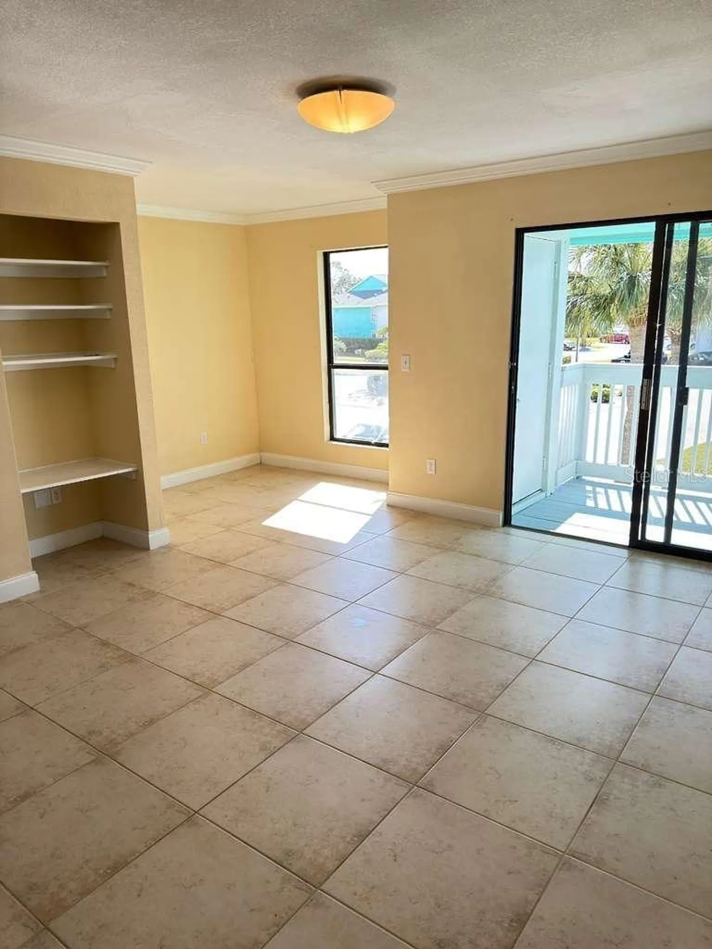 455 Alt 19 S Palm Harbor FL 34683