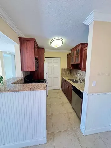 455 Alt 19 S Palm Harbor FL 34683