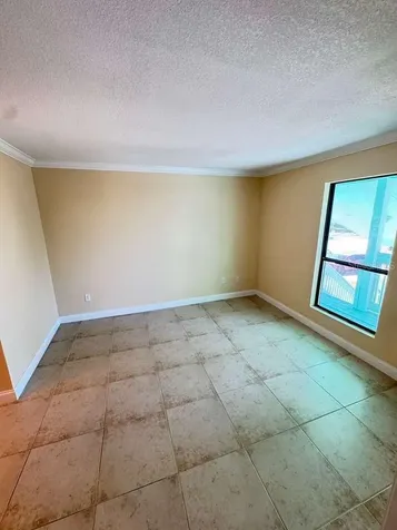 455 Alt 19 S Palm Harbor FL 34683