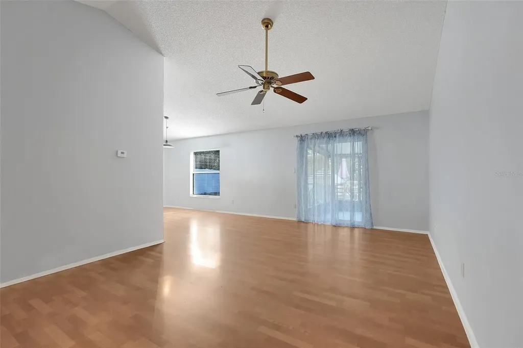 5933 Groveline Drive Orlando FL 32810