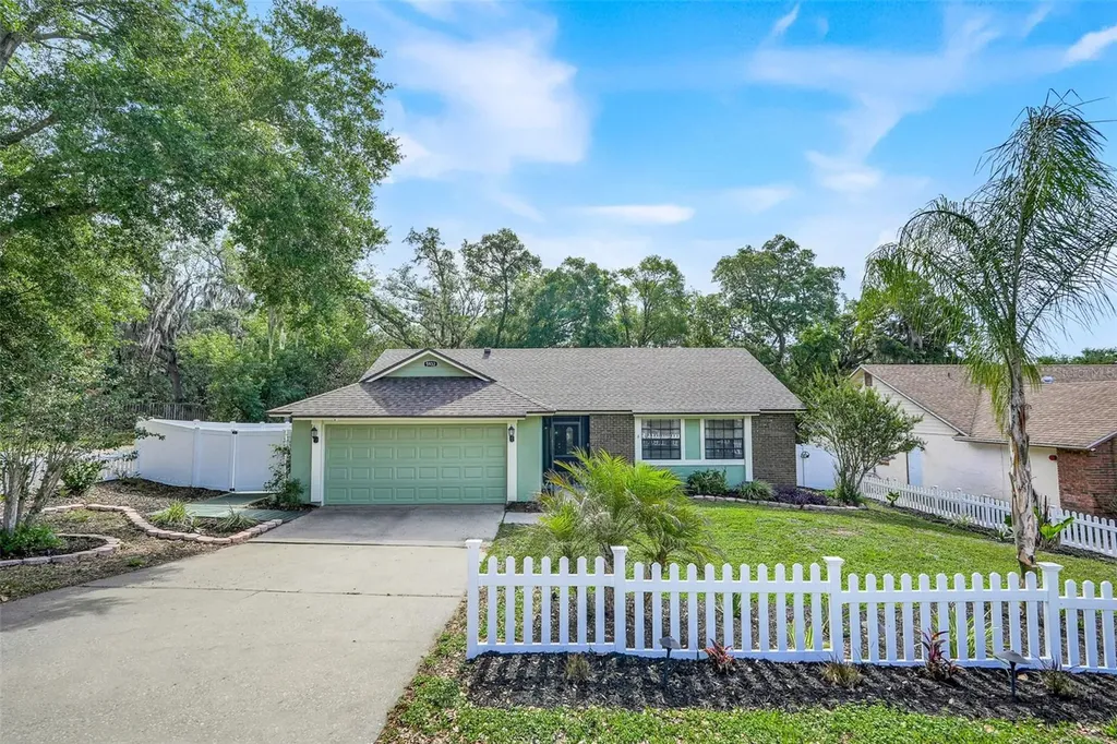 5933 Groveline Drive Orlando FL 32810