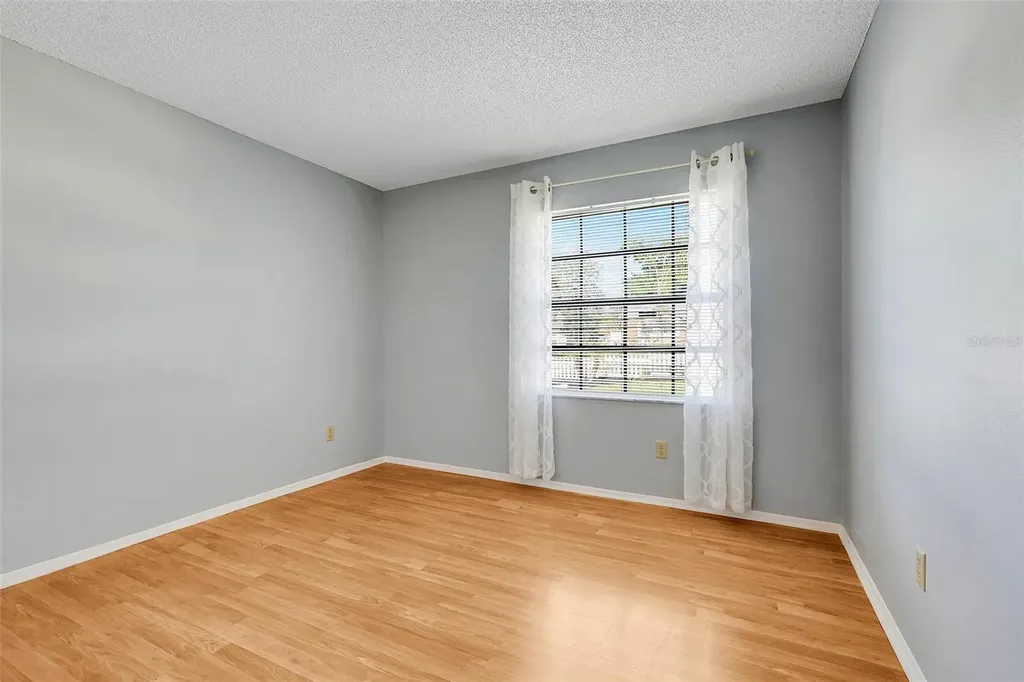 5933 Groveline Drive Orlando FL 32810