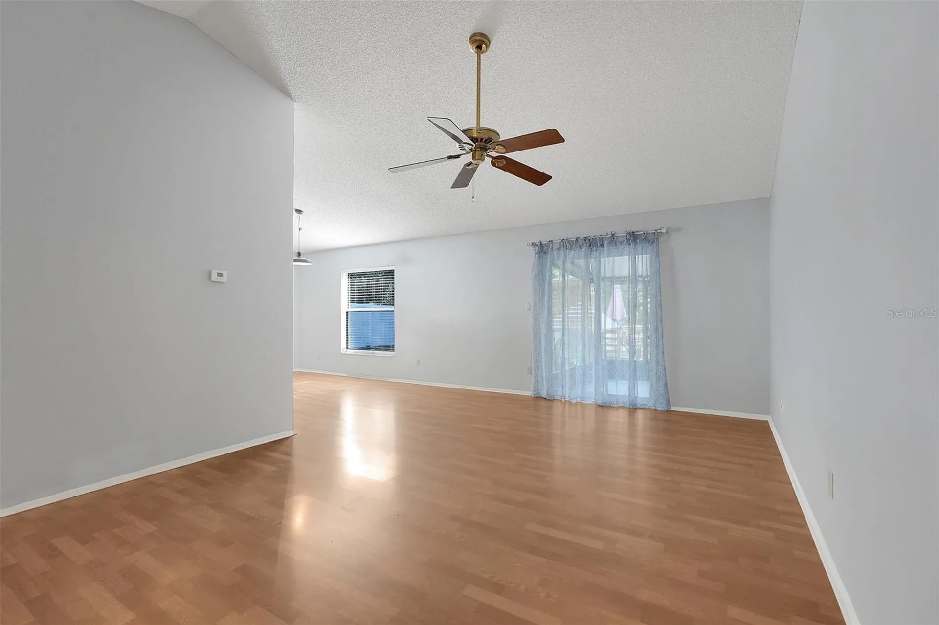 5933 Groveline Drive Orlando FL 32810