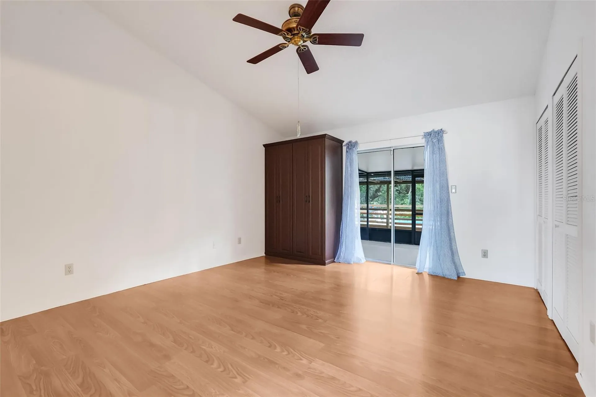 5933 Groveline Drive Orlando FL 32810