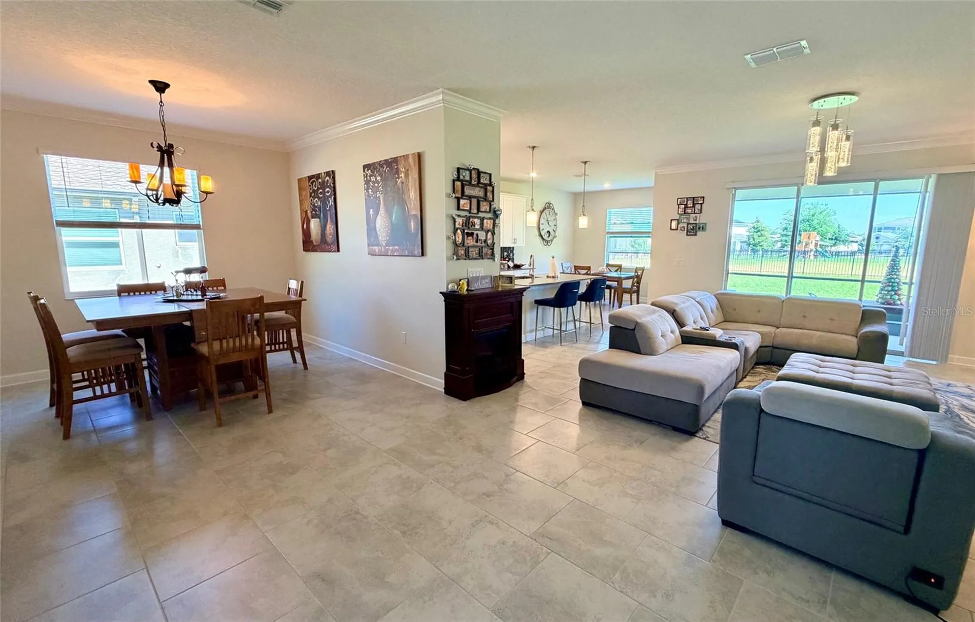 2572 Camden Park Circle Davenport FL 33837