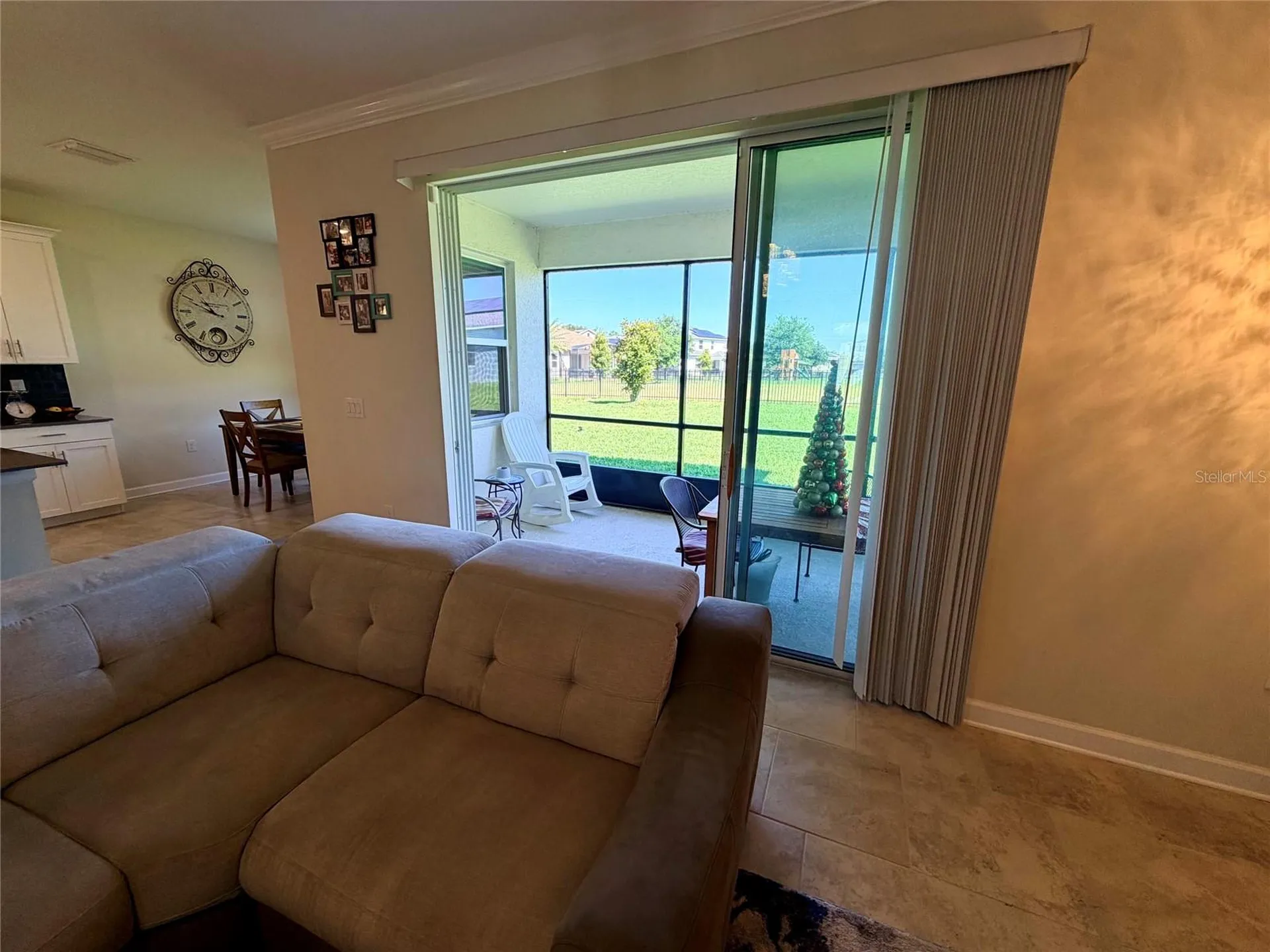 2572 Camden Park Circle Davenport FL 33837