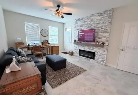2572 Camden Park Circle Davenport FL 33837