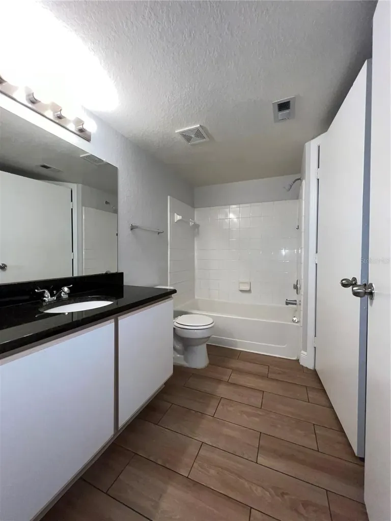 2216 Grand Cayman Court Kissimmee FL 34741