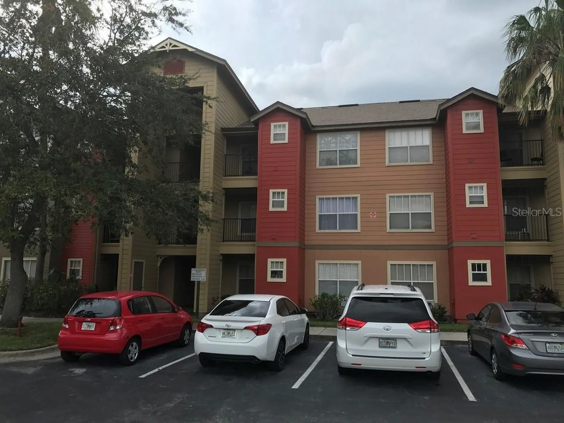 2216 Grand Cayman Court Kissimmee FL 34741