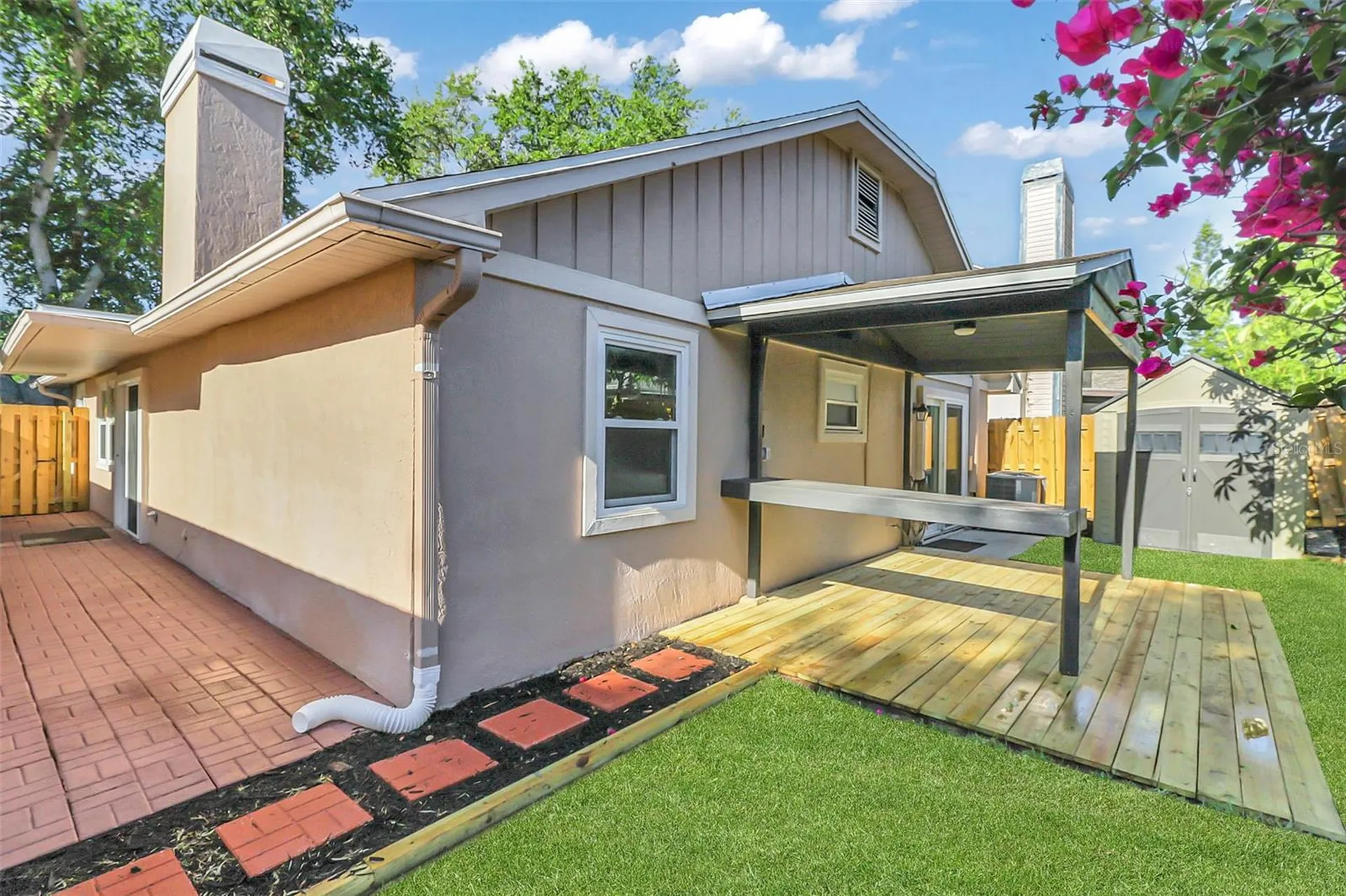 1870 Springbush Lane Clearwater FL 33763