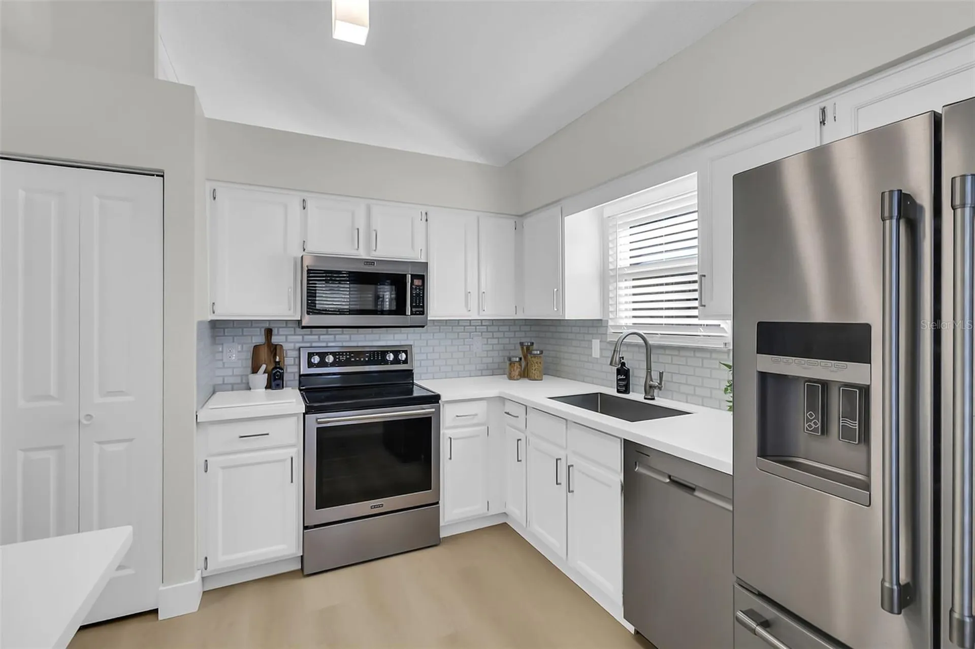 1870 Springbush Lane Clearwater FL 33763