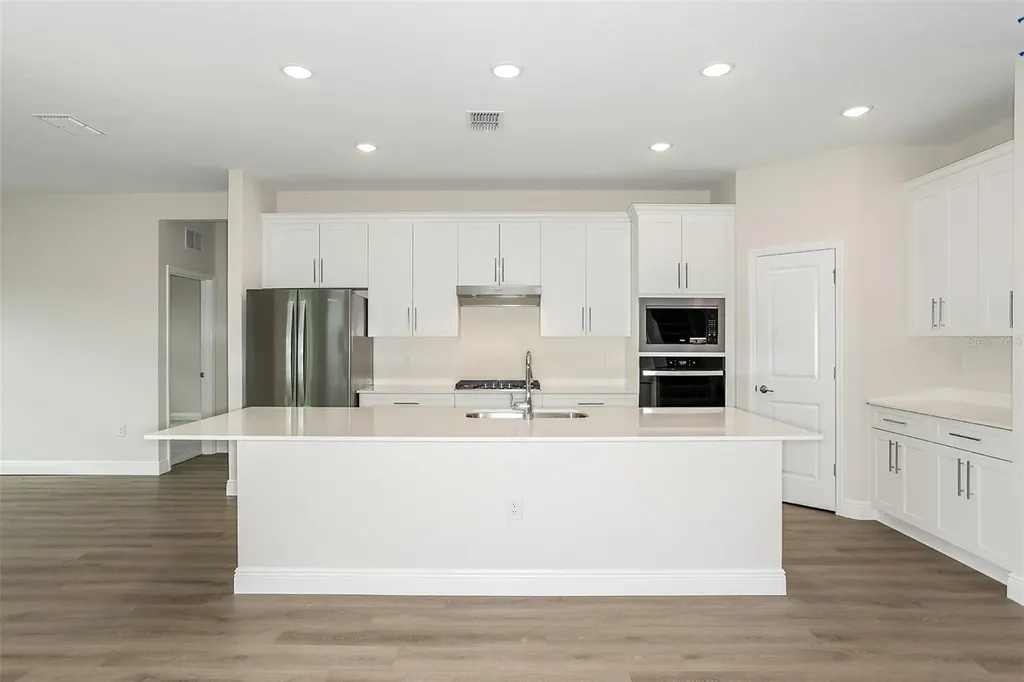 33577 Twilight Sea Place Dade City FL 33525